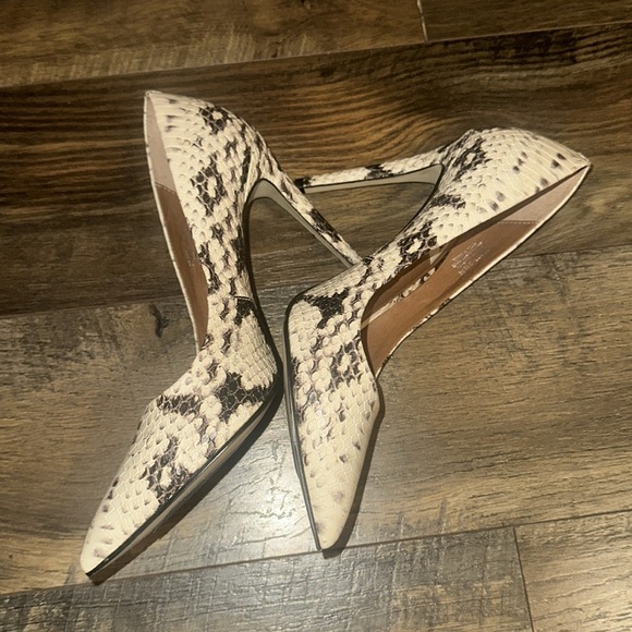 Steve Madden Proto Natural Snake Pointed Pumps size 9 1/2 - Picture 2 of 7